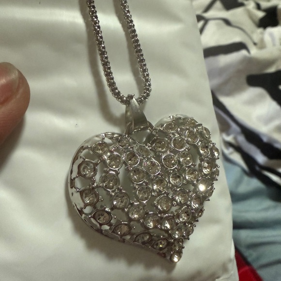 Elegant Silver Heart Pendant Necklace with sparkly crystals. - Picture 5 of 5